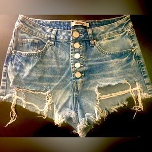 REFUGE 5 BUTTON PERFECTLY DESTROYED CUT OFFS! Sz 4